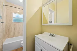 1640 NE 4th Pl, Fort Lauderdale, FL 33301 - Photo 6