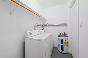 1640 NE 4th Pl, Fort Lauderdale, FL 33301 - Photo 12