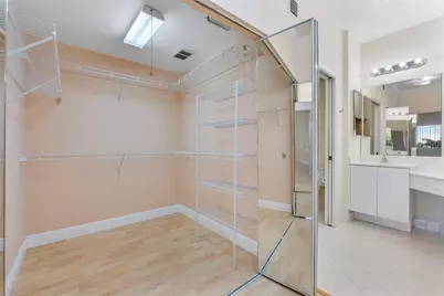 7765 Yardley Drive #403, Fort Lauderdale, FL 33321 - Photo 10