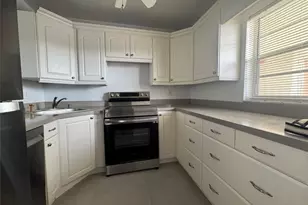 9235A Lagoon Pl Unit, Davie, FL 33324 - Photo 2