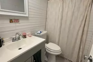 9235A Lagoon Pl Unit, Davie, FL 33324 - Photo 24