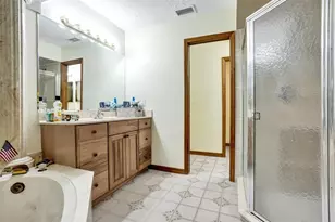 766 SE Cavern Ave, Port Saint Lucie, FL 34983 - Photo 16