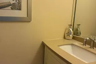 600 Parkview Dr, Hallandale Beach, FL 33009 - Photo 12