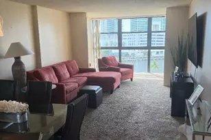 600 Parkview Dr, Hallandale Beach, FL 33009 - Photo 10