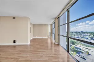 1000 Parkview Dr, Hallandale Beach, FL 33009 - Photo 16