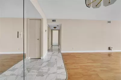 1000 Parkview Drive #925, Hallandale Beach, FL 33009 - Photo 12