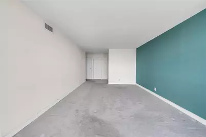1000 Parkview Drive #925, Hallandale Beach, FL 33009 - Photo 18