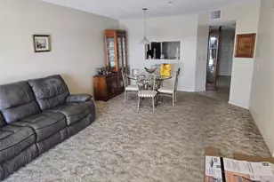 550 SW 138th Ave, Pembroke Pines, FL 33027 - Photo 16