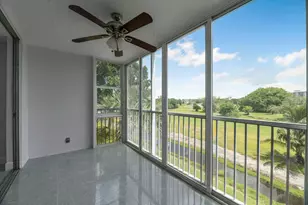 2901 S Palm Aire Dr, Pompano Beach, FL 33069 - Photo 8