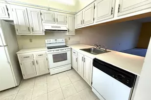 4501 Martinique Way, Pompano Beach, FL 33066 - Photo 6