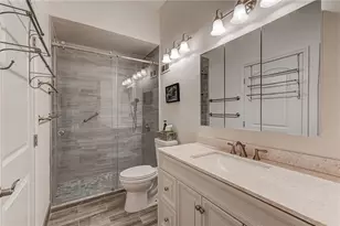 1301 NE Miami Gardens Dr, Miami, FL 33179 - Photo 22