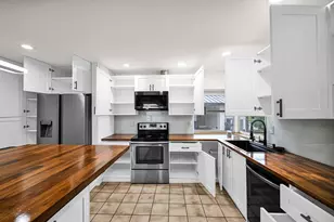 3465 Spring Bluff Pl, Lauderhill, FL 33319 - Photo 20