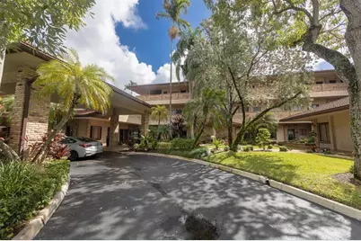 300 NW 70th Avenue, Plantation, FL 33317 - Photo 1