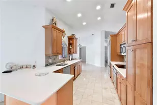 233 NW 119th Ln, Coral Springs, FL 33071 - Photo 4