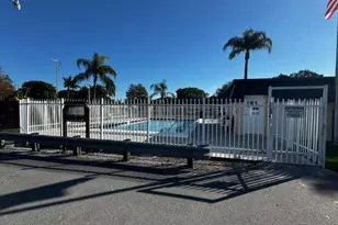 2494 Waterside Dr, Lake Worth, FL 33461 - Photo 28