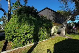 2494 Waterside Dr, Lake Worth, FL 33461 - Photo 2