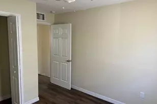 371 Banyan (Main House) Ave, Pahokee, FL 33476 - Photo 16