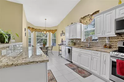 5374 NW 57th Avenue, Coral Springs, FL 33067 - Photo 10