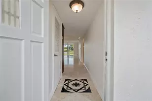 9320 S Hollybrook Lake Dr, Pembroke Pines, FL 33025 - Photo 16
