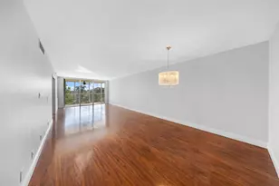 3520 Oaks Way, Pompano Beach, FL 33069 - Photo 6