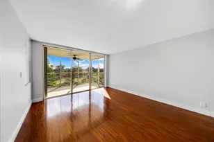 3520 Oaks Way, Pompano Beach, FL 33069 - Photo 10