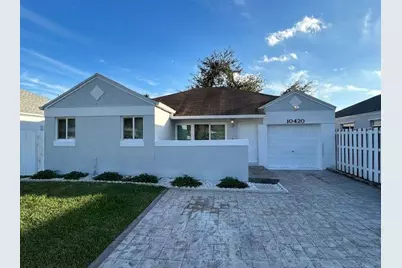 10420 SW 207th Street, Miami, FL 33189 - Photo 2
