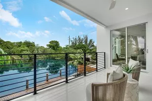1129 NE 18th Ct, Fort Lauderdale, FL 33305 - Photo 1