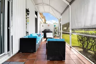 5095 Madison Lakes Circle E, Davie, FL 33328 - Photo 24