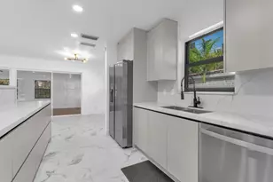 2021 NE 59th Pl, Fort Lauderdale, FL 33308 - Photo 10