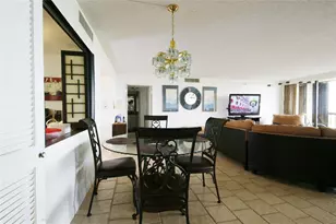 2480 Presidential Way, West Palm Beach, FL 33401 - Photo 6