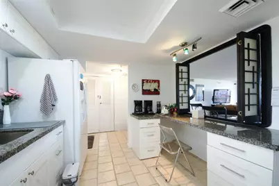 2480 Presidential Way #1103, West Palm Beach, FL 33401 - Photo 12