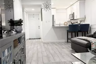 2950 W Sunrise Lks Dr Unit, Sunrise, FL 33322 - Photo 4