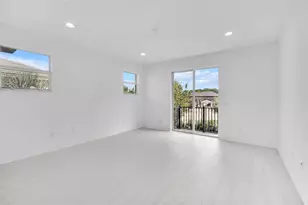 6947 Pines Cir, Pompano Beach, FL 33073 - Photo 18