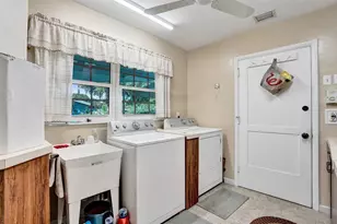 2417 NW 6th Ave, Wilton Manors, FL 33311 - Photo 16