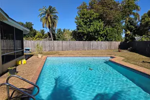 405 SW 79th Terrace, North Lauderdale, FL 33068 - Photo 34