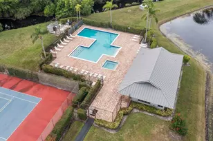 6809 SE Yorktown Dr, Hobe Sound, FL 33455 - Photo 24