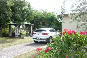 1444 NE 3rd Ave, Fort Lauderdale, FL 33304 - Photo 14