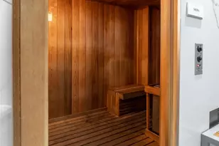 460 NE 28th St, Miami, FL 33137 - Photo 32