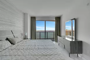 460 NE 28th St, Miami, FL 33137 - Photo 12