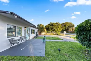 561 NE 61st St, Oakland Park, FL 33334 - Photo 24