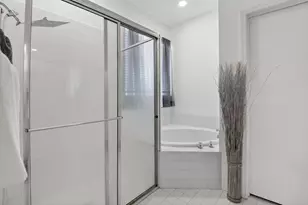 1023 Fairfax Circle, Boynton Beach, FL 33436 - Photo 20