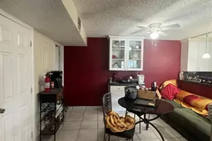 9444 NW 48th St, Sunrise, FL 33351 - Photo 4