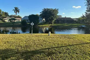 9444 NW 48th St, Sunrise, FL 33351 - Photo 2