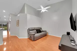 7428 S Pinewalk Dr S Unit, Margate, FL 33063 - Photo 8