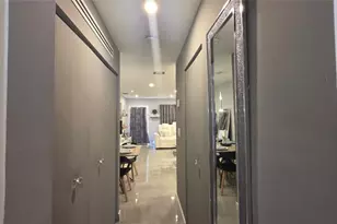 15610 NE 6th Ave Unit, Miami, FL 33162 - Photo 18