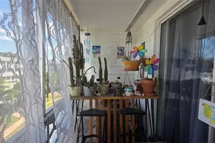 15610 NE 6th Ave Unit, Miami, FL 33162 - Photo 22