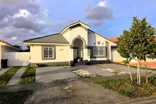 8771 NW 141st Terrace, Miami Lakes, FL 33018 - Photo 2