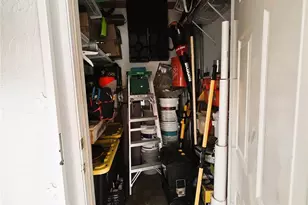 8771 NW 141st Terrace, Miami Lakes, FL 33018 - Photo 32