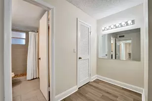 7060 Nova Dr, Davie, FL 33317 - Photo 14