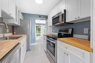 2755 NE 28th Ave, Pompano Beach, FL 33064 - Photo 4